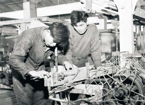 倒卖大桥案件,买鸭绿江大桥事件