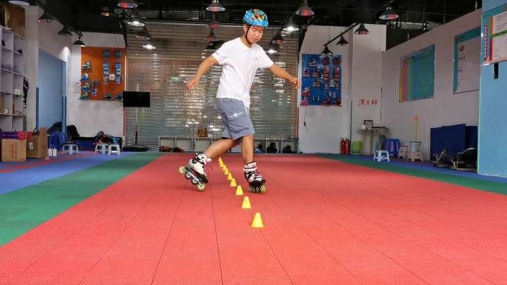 鑺卞紡杞粦鐐妧楂樻墜,闉嶅北灏戝効鑺辨牱杞粦