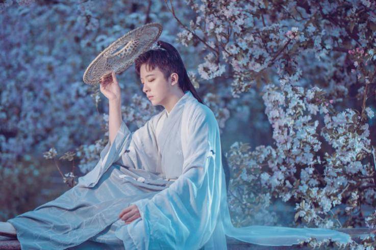 萧忆情抖音直播,萧忆情直播完整版