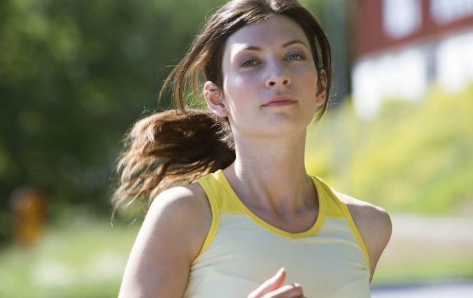 剧烈运动后恶心想吐全身无力还晕,运动完恶心想吐还能继续运动吗