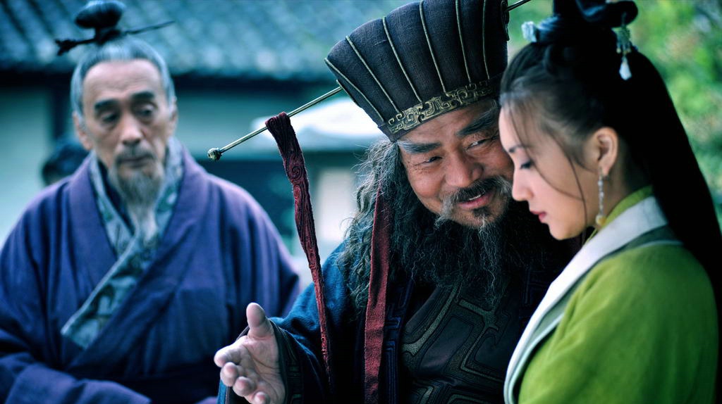 《三国演义》对吕布“三姓家奴”的定义客观吗？