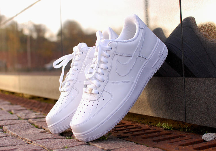 50年后，让你的孙子也穿上纯白AF1—日常吹AF1