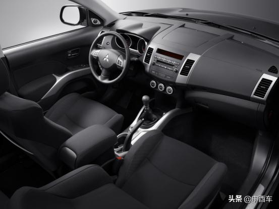 三菱老款欧蓝德evo版本,三菱欧蓝德前世今生