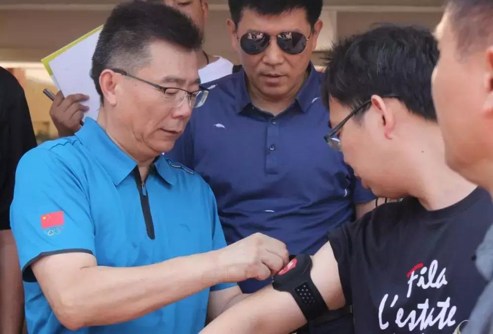 中国青少年足球联赛河南实验,央视记者探访河南学校