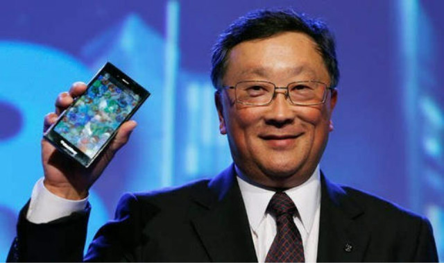 黑莓手机兴衰史,黑莓手机和苹果手机竞争史