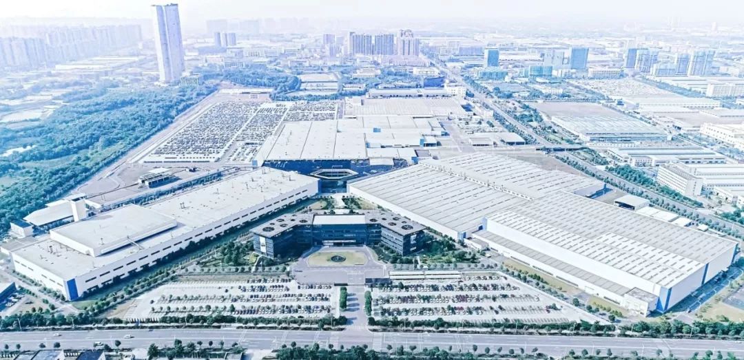 首次开放发动机工厂,Jeep告诉你它的可靠性是这样练就的