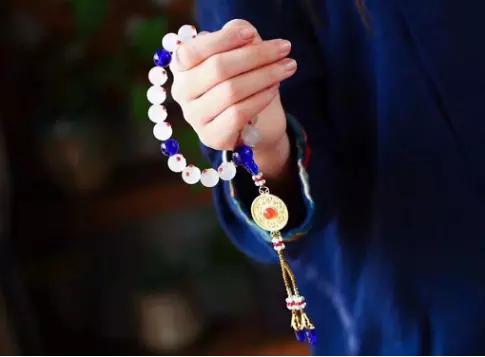 影视剧中的黄金珠宝,盘点珠宝首饰倒霉瞬间