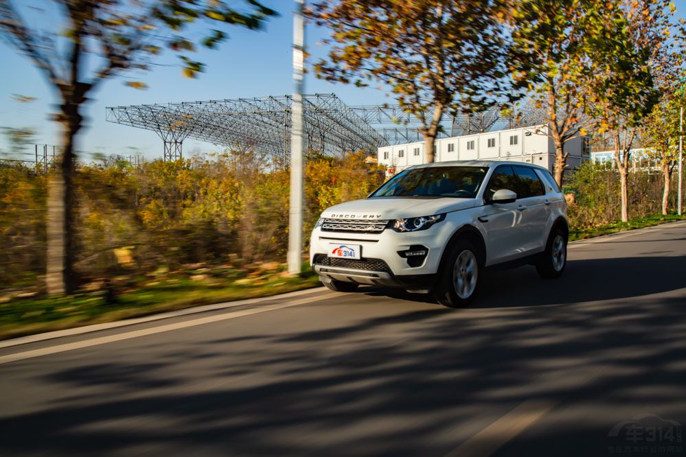 路虎发现神行改发现运动违法吗,发现神行改牛栏杠