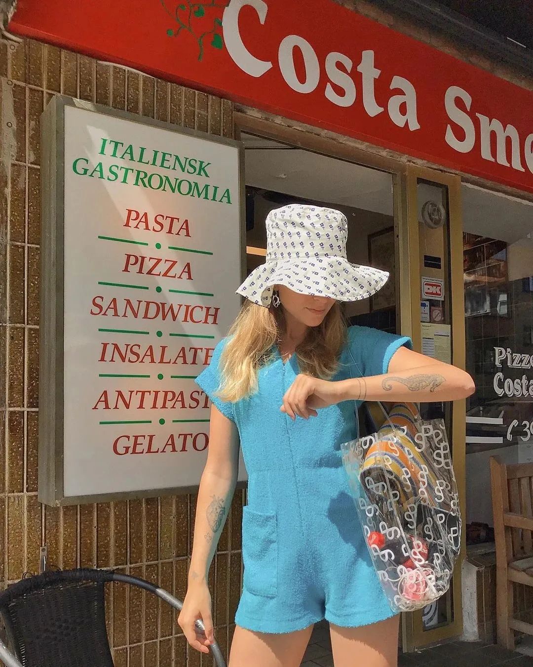 夏季戴什么帽子既好看又防晒,适合夏天防晒的帽子