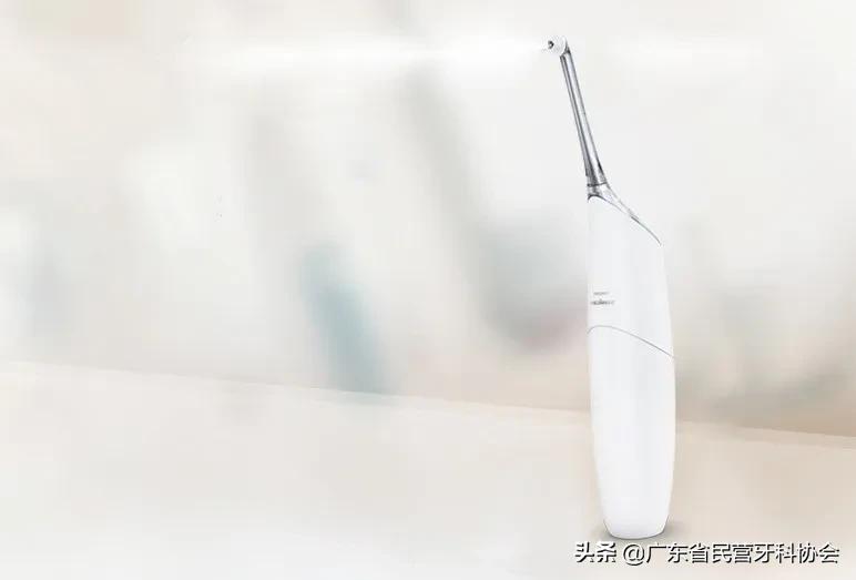 如何正确使用牙线清理牙齿,牙线的正确使用方法丁香医生