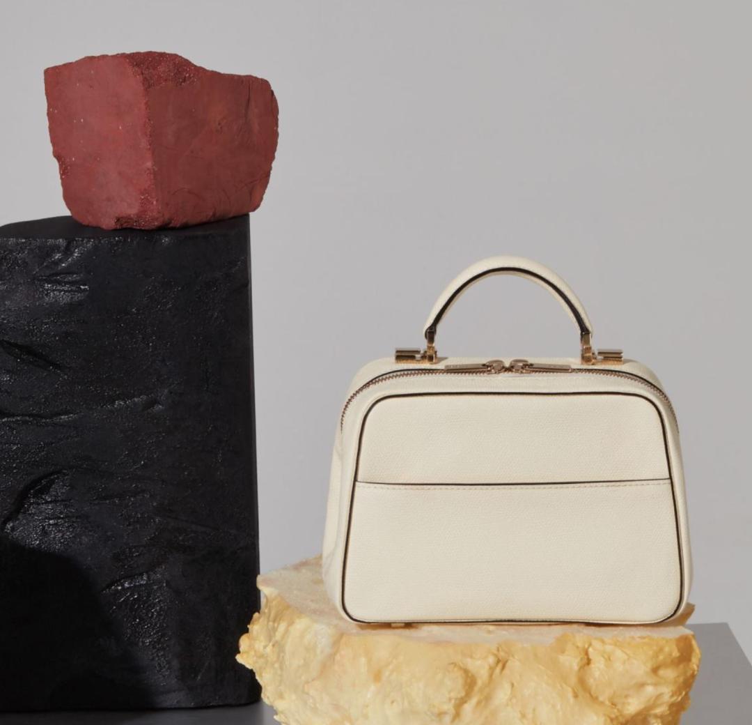 瀹嬪闇忓瓱缇庡矏鍚岀┛绱壊瑗胯,瀹嬪闇忓瓱缇庡矏绌挎惌