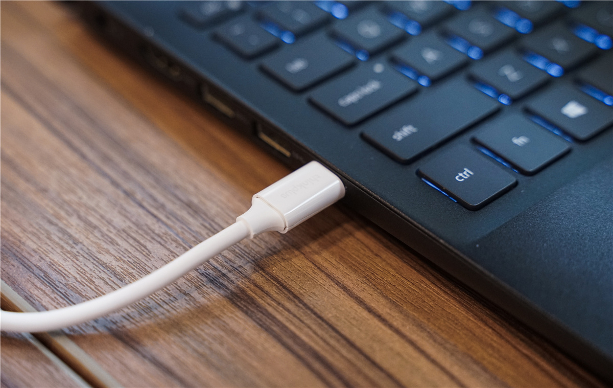 一个18岁计算机系少女的EDC