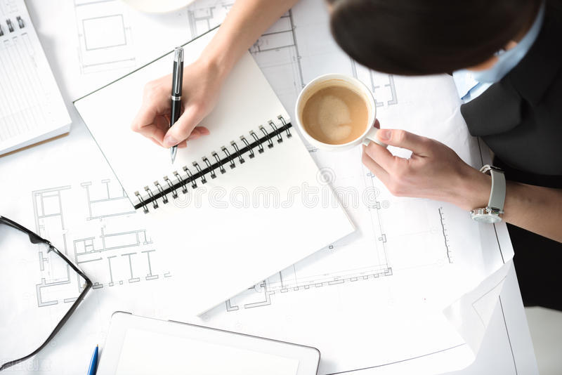 2022年广东专升本英语试题及答案,河北省2022年专升本英语考试说明