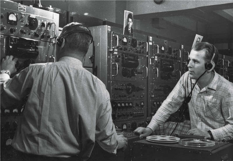 从“阿波罗1号”全体乘员牺牲，到实现20世纪最伟大成就之一，人类登月50年，从悲剧到传奇