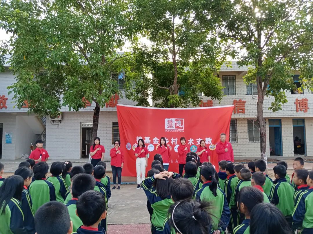 时光正好微风不燥歌词,时光正好微风不燥英文