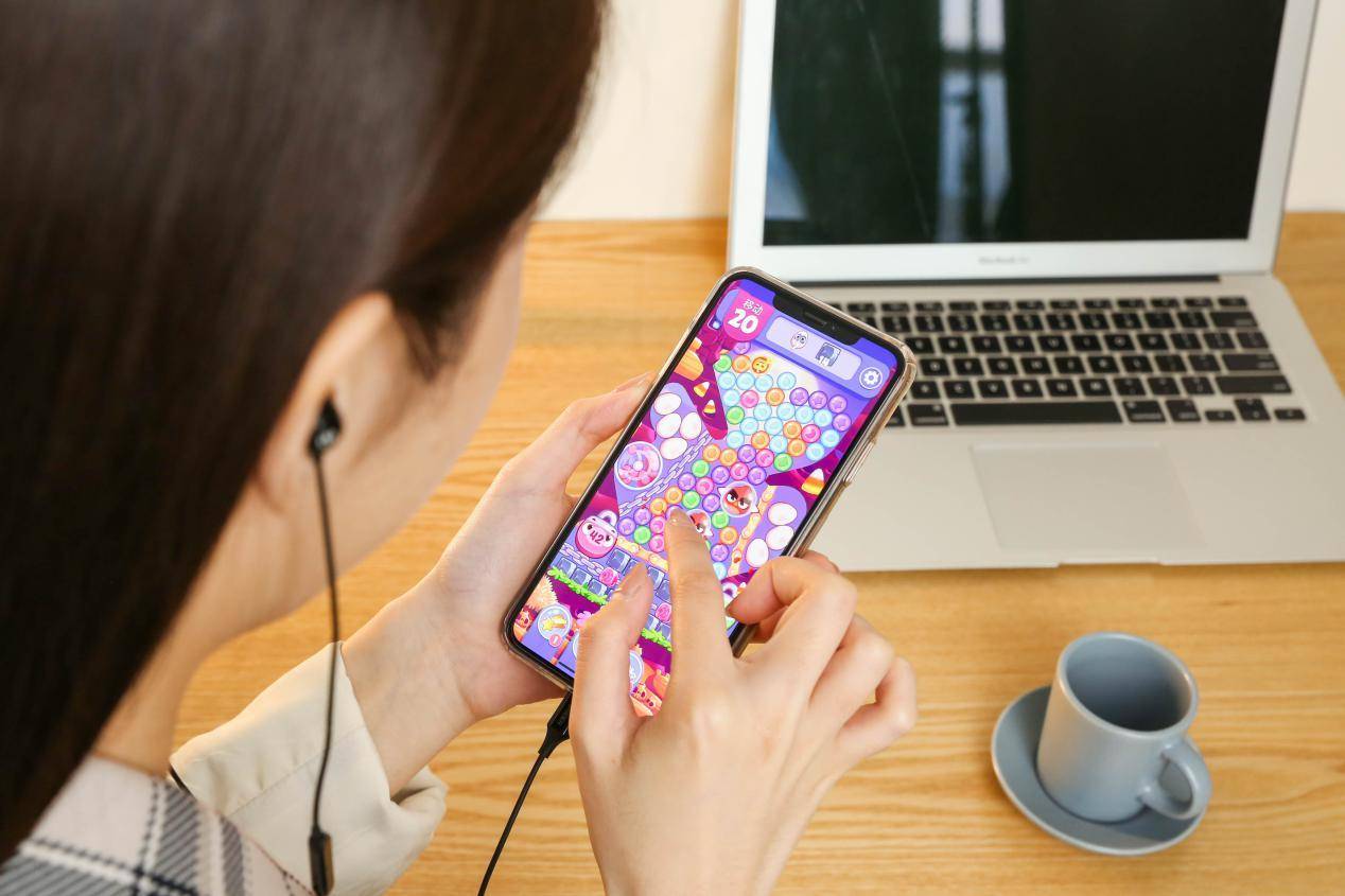 手机贴膜什么样的最好,手机贴膜最好选择哪种