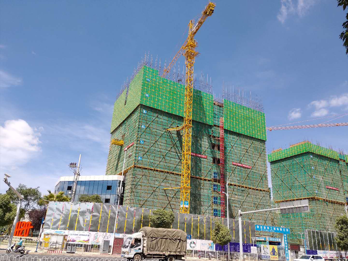 昆明经开区最新周边配套,昆明世博板块穿金路规划