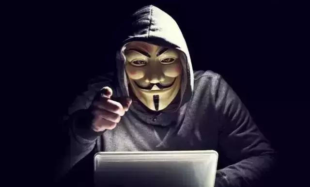 20岁嫩模被公开拍卖30万,暗网究竟有多脏?