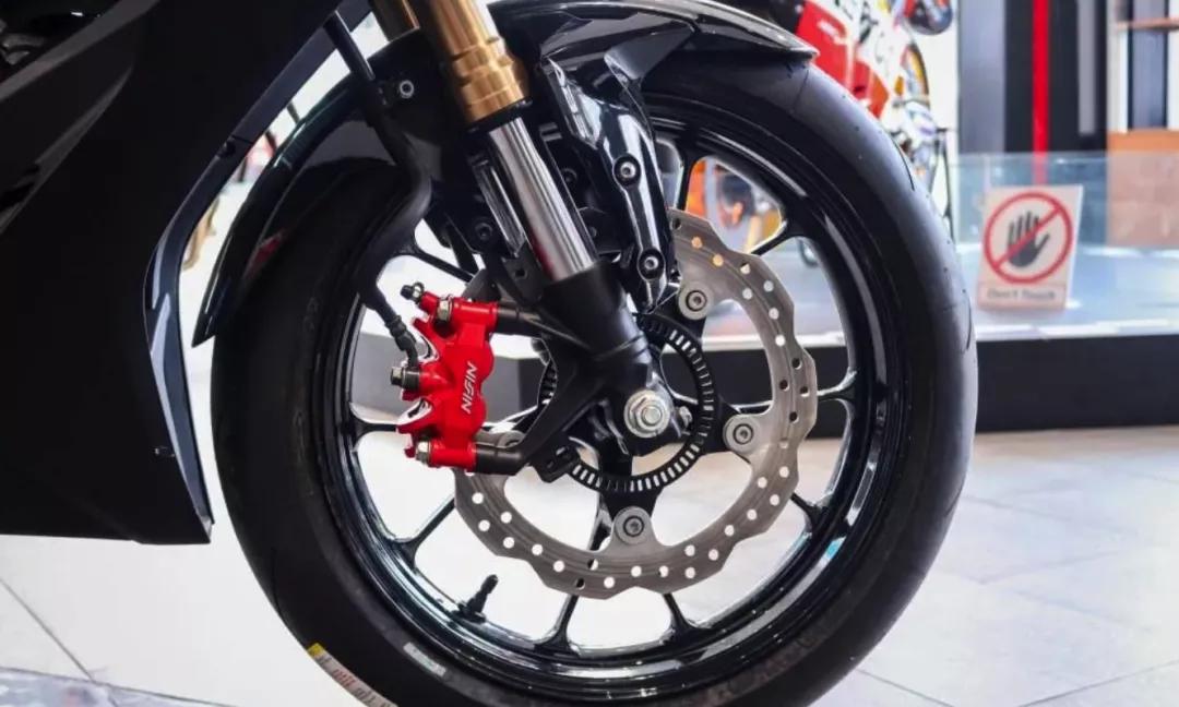 战斗弯梁摩托改装,本田winnerx150弯梁报价