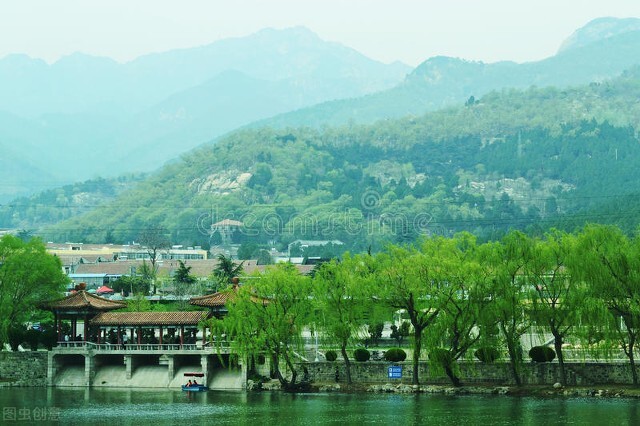 登上泰山极顶看日出,泰山极顶完整版