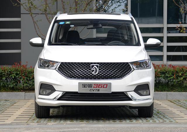 宝骏360手动豪华6座简介,宝骏360六座空间评测