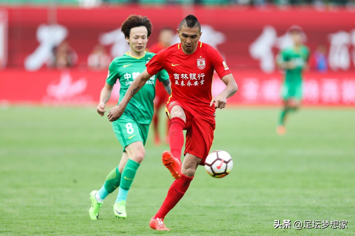 中超历史十大外援中场,2019中超外援列表