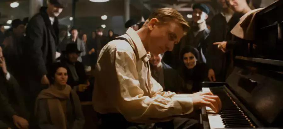 八十万人打出满分的电影,60万人打出8分的国产电影