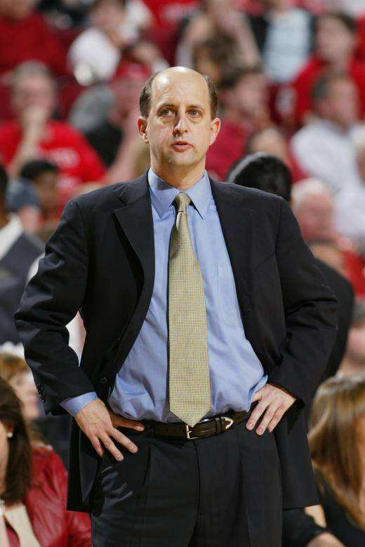 火箭选范甘迪做主教练,范甘迪执教火箭以前做什么