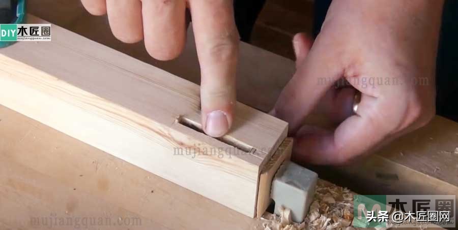 榫卯实木桌制作视频教程,传统榫卯木桌子最简单方法