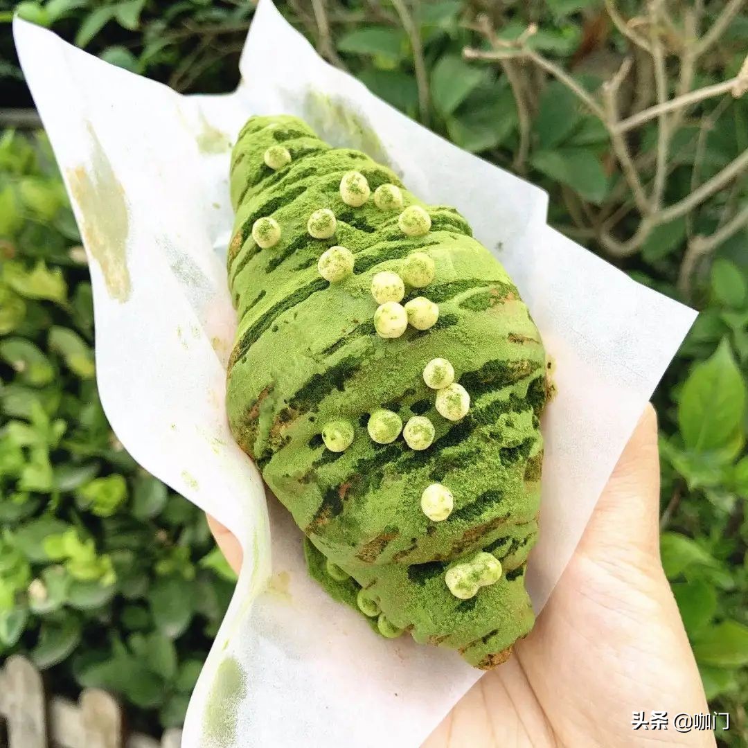 今年圣诞最出彩的节日特饮，来自这款绿色的茶