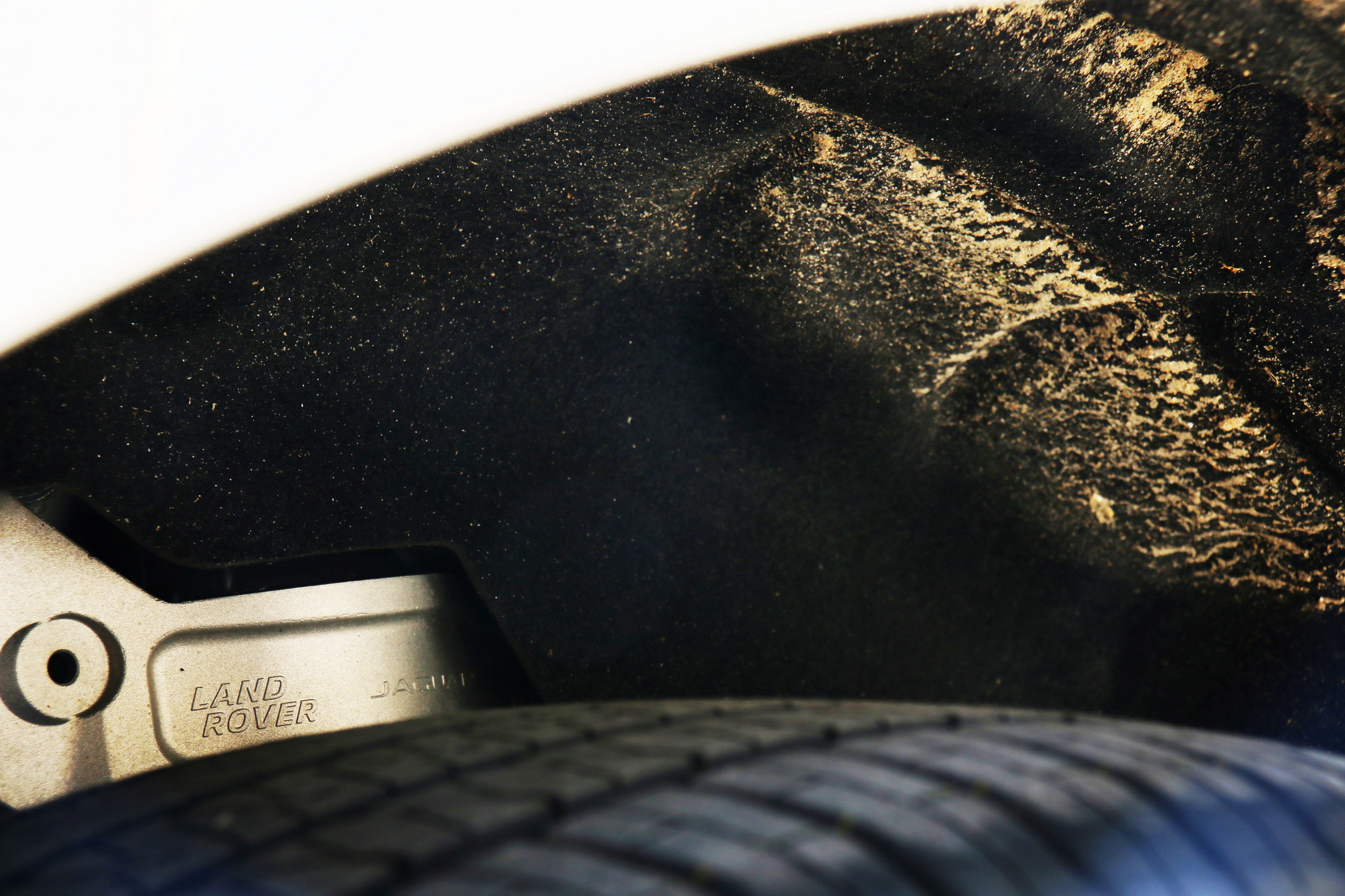 路虎揽胜极光l怎么样值得购买吗,2022路虎揽胜极光l值得买么