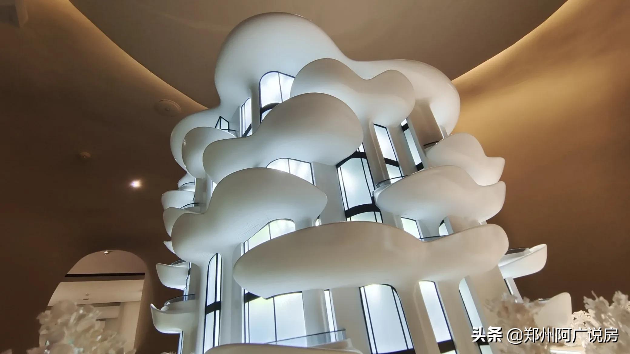 我把这套房子定义成一件艺术品，白灵芝般的外立面，你见过吗？