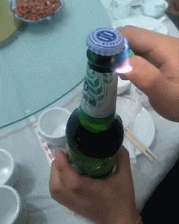 刚租的房子,打扫时发现的前租客留下的东西,要告诉房东吗?