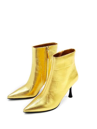 购物指南 | 轻松get顾佳式穿搭，并附越买越省的秘笈