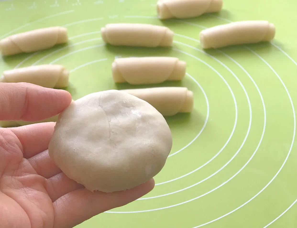 绿豆卷饼怎么做又软又好吃,绿豆红豆饼的制作方法视频