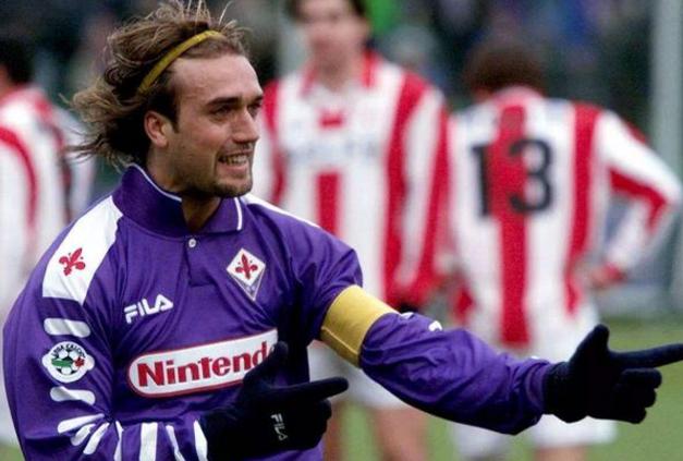 盘点十大足坛庆祝动作,劳尔欧冠帽子戏法