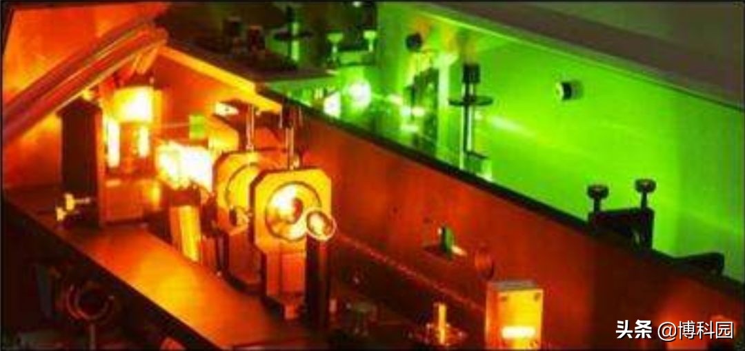 中国激光器核心技术突破,新一代革命性激光器技术