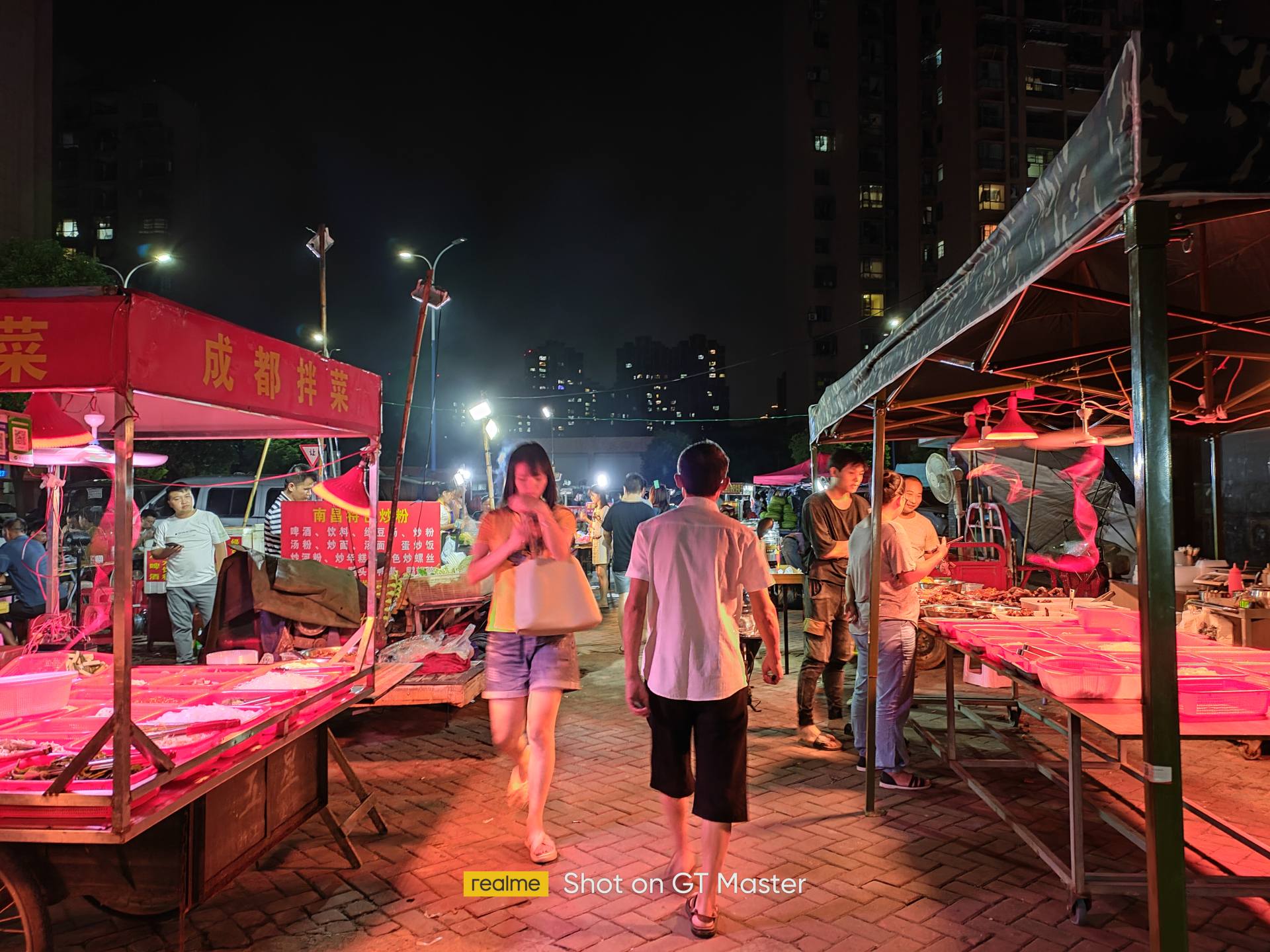 realmegt大师版哪个好看,realmegt大师版手机评测