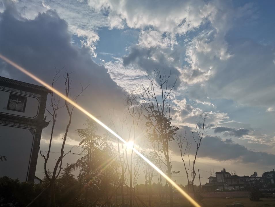 40岁裸辞找工作好吗,40岁裸辞后想做点小生意