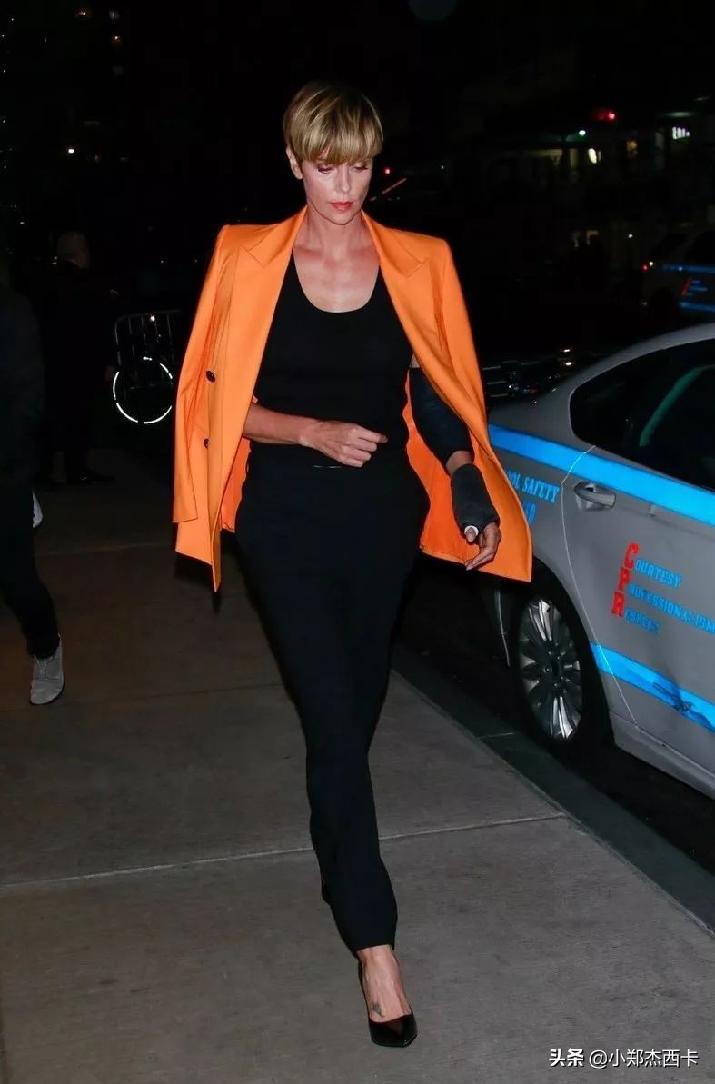 咦，梅根的大钻戒怎么不见了？|郑尔摩斯周报