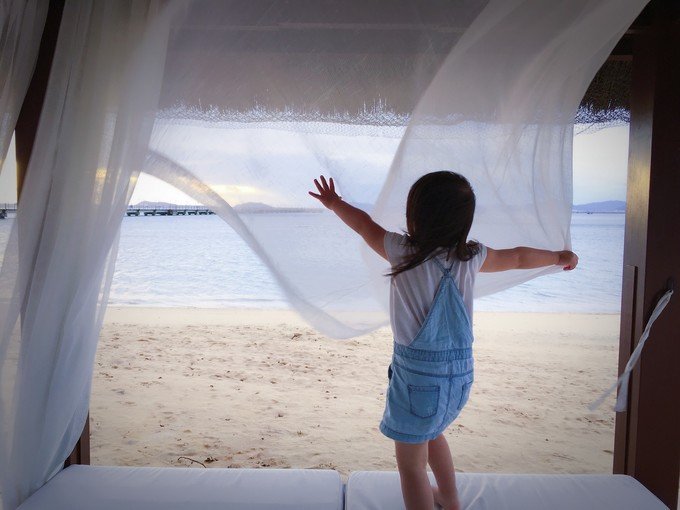 跟着我的步伐带着你走遍珠三角,跟着我的脚步去旅行歌曲