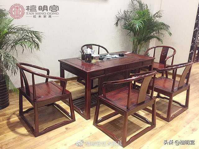 如何防止红木家具裂纹发霉,红木家具被雨淋了怎么办