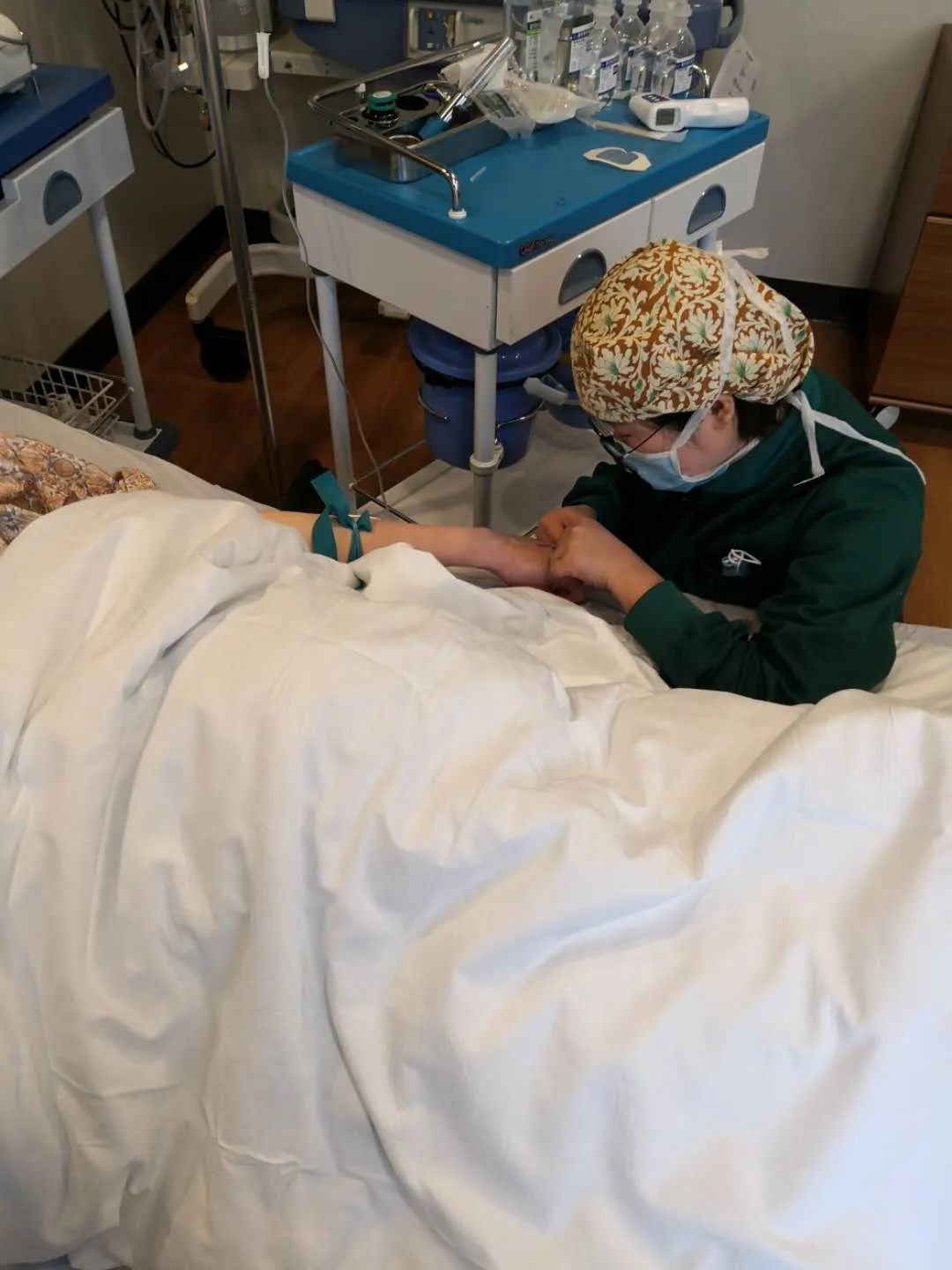 娘娘顺产日记|我竟错过无痛，超快顺产成了英雄妈妈