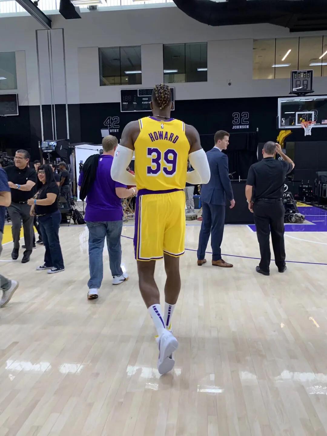 湖人篮网火箭最新消息,篮网定妆照2023-2024