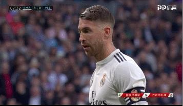 当c罗看到梅西惊人表现,对c罗和梅西的截然不同评价