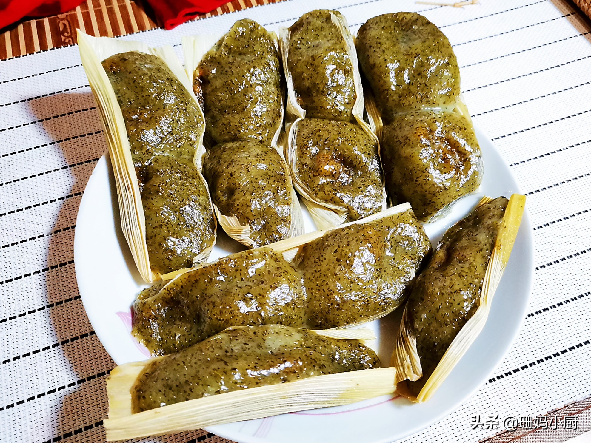 艾叶糍粑怎么做软糯好吃,艾叶糍粑做法怎么才不粘