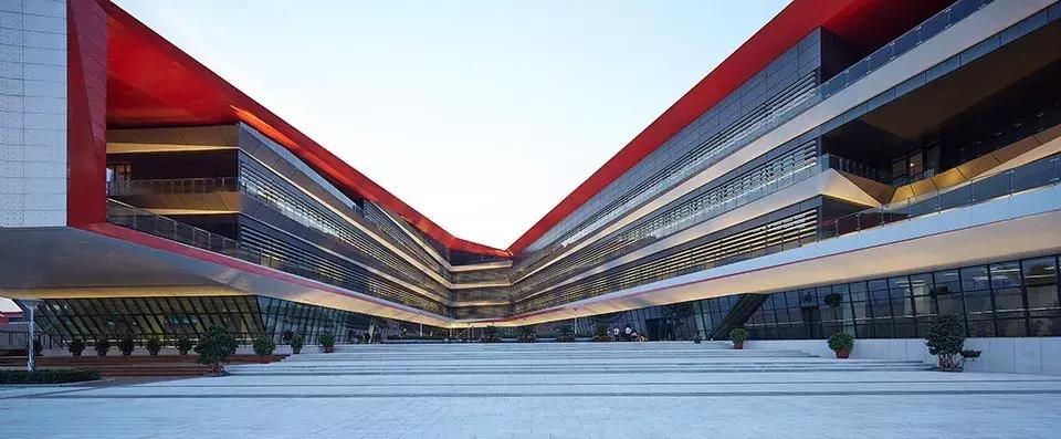 中新生态城小外,天津中新生态城滨海小外高中部