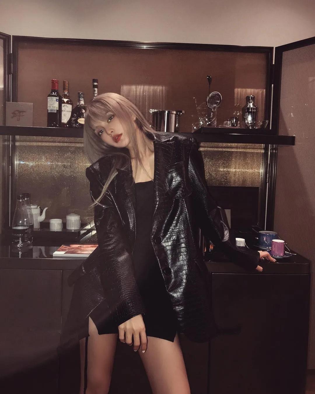 和罗志祥分手7个月后，周扬青终于要出道做女明星了...