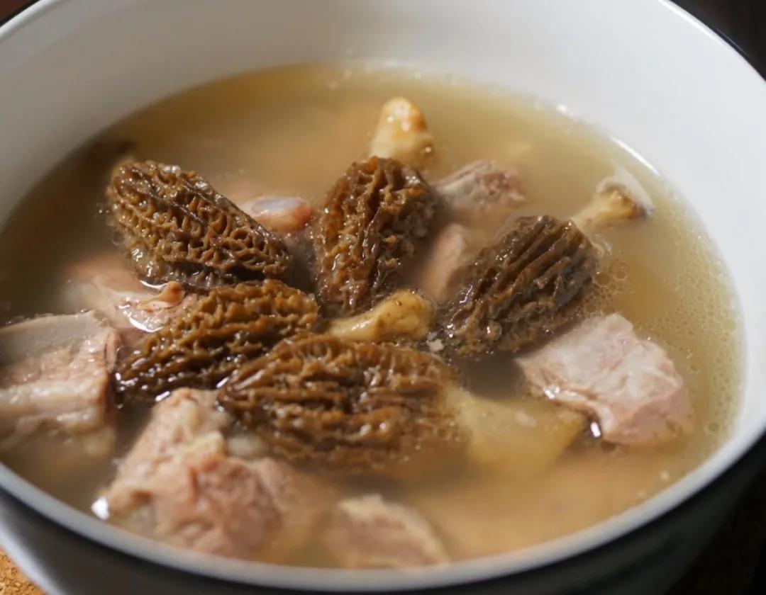 羊肚菌好吃又好看的做法,羊肚菌的四大名菌养生煲