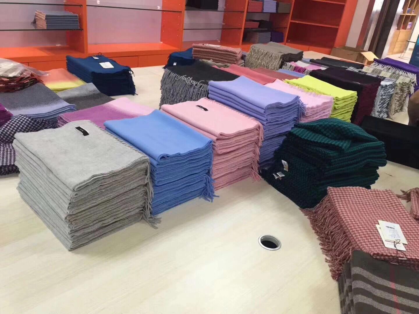 真丝羊绒围巾怎么清洗,真丝羊绒围巾洗涤方式有哪些